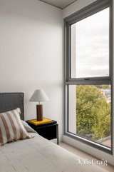 https://images.listonce.com.au/custom/160x/listings/40282-westgarth-street-fitzroy-vic-3065/747/01813747_img_13.jpg?0KO1d7v0YRs
