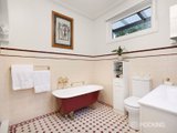 https://images.listonce.com.au/custom/160x/listings/404-graham-street-port-melbourne-vic-3207/754/01087754_img_10.jpg?rZWTgf-jZlc