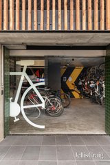 https://images.listonce.com.au/custom/160x/listings/40430-railway-place-fairfield-vic-3078/962/01980962_img_23.jpg?iBWD8N63u6A