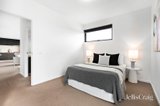 https://images.listonce.com.au/custom/160x/listings/40495-ormond-road-elwood-vic-3184/564/01877564_img_08.jpg?Vom8XBW1G-I