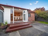 https://images.listonce.com.au/custom/160x/listings/405-cooke-street-redan-vic-3350/833/00956833_img_07.jpg?g5gDtHpZbLs