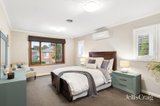 https://images.listonce.com.au/custom/160x/listings/405-serpells-terrace-donvale-vic-3111/902/01900902_img_15.jpg?bHGnvggIX90