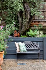 https://images.listonce.com.au/custom/160x/listings/405-serpells-terrace-donvale-vic-3111/902/01900902_img_21.jpg?ccOla1is_lM