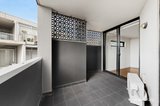 https://images.listonce.com.au/custom/160x/listings/40577-nott-street-port-melbourne-vic-3207/241/01980241_img_10.jpg?3JJz9q8s1-U