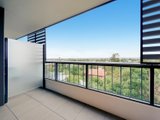 https://images.listonce.com.au/custom/160x/listings/4065-sovereign-point-court-doncaster-vic-3108/413/01743413_img_09.jpg?mukb8JCuQf4