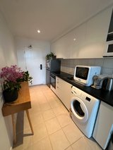 https://images.listonce.com.au/custom/160x/listings/406662-678-blackburn-road-notting-hill-vic-3168/373/01912373_img_05.jpg?yWvebRu8xO0