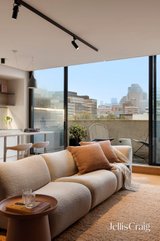 https://images.listonce.com.au/custom/160x/listings/4069-smith-street-fitzroy-vic-3065/082/01912082_img_03.jpg?TsDVHUPYN1I