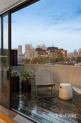 https://images.listonce.com.au/custom/160x/listings/4069-smith-street-fitzroy-vic-3065/082/01912082_img_05.jpg?D7UYcVJdbKE