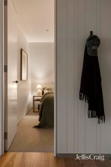 https://images.listonce.com.au/custom/160x/listings/4069-smith-street-fitzroy-vic-3065/082/01912082_img_15.jpg?4JFl82VJbOY