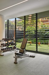 https://images.listonce.com.au/custom/160x/listings/40774-queens-road-melbourne-vic-3004/590/00751590_img_06.jpg?dTYjRjoeqI8