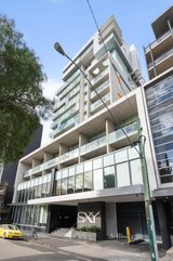 https://images.listonce.com.au/custom/160x/listings/40812-yarra-street-south-yarra-vic-3141/734/01235734_img_10.jpg?EHSR4b3KGVk