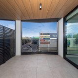 https://images.listonce.com.au/custom/160x/listings/408765-toorak-road-hawthorn-east-vic-3123/382/01986382_img_06.jpg?H_Az2pqbxdg