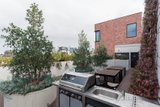 https://images.listonce.com.au/custom/160x/listings/40920-peel-street-collingwood-vic-3066/683/01572683_img_13.jpg?5rmP-rjY6I0