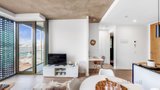 https://images.listonce.com.au/custom/160x/listings/4096-murphy-street-south-yarra-vic-3141/745/01390745_img_04.jpg?Kfx7m6HH79A