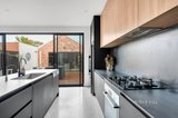 https://images.listonce.com.au/custom/160x/listings/40a-hickford-street-brunswick-east-vic-3057/955/01705955_img_05.jpg?Gc_UUNzY71c