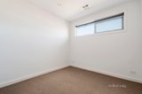 https://images.listonce.com.au/custom/160x/listings/40a-percy-street-newport-vic-3015/842/01648842_img_09.jpg?QSSGCPfJoCo