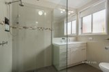 https://images.listonce.com.au/custom/160x/listings/40b-old-lilydale-road-ringwood-east-vic-3135/623/01003623_img_06.jpg?hgJFc3QfE28