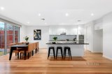 https://images.listonce.com.au/custom/160x/listings/40b-windsor-avenue-mckinnon-vic-3204/716/01075716_img_04.jpg?kzIoGo6q0Pk