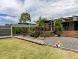 https://images.listonce.com.au/custom/160x/listings/41-43-terrigal-crescent-kilsyth-vic-3137/718/01524718_img_13.jpg?aQ8GhLQfH7M