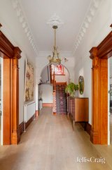 https://images.listonce.com.au/custom/160x/listings/41-acland-street-st-kilda-vic-3182/581/01876581_img_13.jpg?rSmVGk7Lqkw