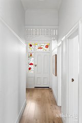 https://images.listonce.com.au/custom/160x/listings/41-addison-street-elwood-vic-3184/592/01976592_img_02.jpg?6KWv89EX08A