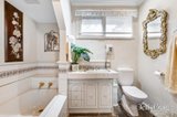 https://images.listonce.com.au/custom/160x/listings/41-aurisch-avenue-glen-waverley-vic-3150/152/01780152_img_08.jpg?x2R7B7DAKBA