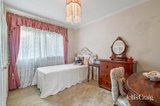 https://images.listonce.com.au/custom/160x/listings/41-aurisch-avenue-glen-waverley-vic-3150/152/01780152_img_09.jpg?arWoPViFpX4