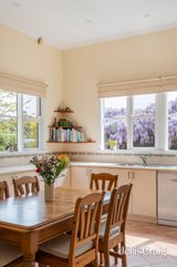 https://images.listonce.com.au/custom/160x/listings/41-austin-street-balwyn-vic-3103/653/01980653_img_03.jpg?1OzMWVoDAkw