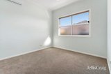 https://images.listonce.com.au/custom/160x/listings/41-balerno-circle-gowanbrae-vic-3043/858/01885858_img_05.jpg?zpP-GxE4AJs