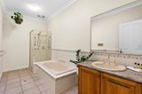 https://images.listonce.com.au/custom/160x/listings/41-barkly-street-mornington-vic-3931/974/01619974_img_05.jpg?Vp4--TJkV50