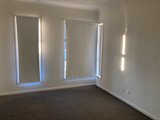 https://images.listonce.com.au/custom/160x/listings/41-barrett-street-lancefield-vic-3435/123/01704123_img_04.jpg?N4Ey0h3COcU