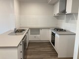 https://images.listonce.com.au/custom/160x/listings/41-barrett-street-lancefield-vic-3435/123/01704123_img_09.jpg?x-QBgx7mz84