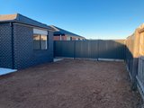 https://images.listonce.com.au/custom/160x/listings/41-barrett-street-lancefield-vic-3435/123/01704123_img_22.jpg?TzA4nq5MaWI