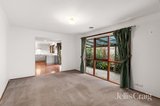 https://images.listonce.com.au/custom/160x/listings/41-coolabah-drive-eltham-vic-3095/895/01871895_img_03.jpg?fI63ys89tkk