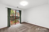 https://images.listonce.com.au/custom/160x/listings/41-coolabah-drive-eltham-vic-3095/895/01871895_img_07.jpg?brfvn0XvN5E