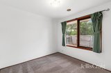 https://images.listonce.com.au/custom/160x/listings/41-coolabah-drive-eltham-vic-3095/895/01871895_img_09.jpg?A-1pLMOaeuQ