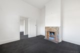 https://images.listonce.com.au/custom/160x/listings/41-cruikshank-street-port-melbourne-vic-3207/981/01731981_img_06.jpg?SvChdklmf-4