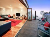 https://images.listonce.com.au/custom/160x/listings/41-derham-street-port-melbourne-vic-3207/216/01794216_img_02.jpg?CPBuu0k8-u4