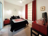 https://images.listonce.com.au/custom/160x/listings/41-derham-street-port-melbourne-vic-3207/216/01794216_img_10.jpg?yUYmTWb8WGI
