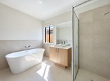 https://images.listonce.com.au/custom/160x/listings/41-geometry-drive-charlemont-vic-3217/906/01988906_img_09.jpg?SScRANtmWkU