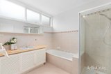 https://images.listonce.com.au/custom/160x/listings/41-gwingana-crescent-glen-waverley-vic-3150/709/01912709_img_11.jpg?8ewiXkxzhR0