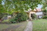 https://images.listonce.com.au/custom/160x/listings/41-highfield-road-canterbury-vic-3126/061/01040061_img_06.jpg?U60rZ-TljBg