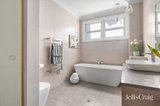 https://images.listonce.com.au/custom/160x/listings/41-hunt-crescent-ascot-vale-vic-3032/451/01899451_img_06.jpg?t4Jet4eCUvE