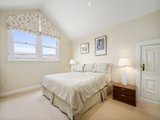 https://images.listonce.com.au/custom/160x/listings/41-illawarra-street-williamstown-vic-3016/302/01203302_img_07.jpg?TmcyS6bynb4