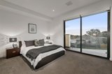 https://images.listonce.com.au/custom/160x/listings/41-kenneth-street-bulleen-vic-3105/804/00111804_img_07.jpg?RubxIBIBJxg