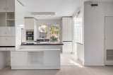 https://images.listonce.com.au/custom/160x/listings/41-kinkora-road-hawthorn-vic-3122/323/01700323_img_03.jpg?-oq0M8V8NiQ