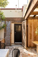 https://images.listonce.com.au/custom/160x/listings/41-miller-street-fitzroy-north-vic-3068/556/01580556_img_16.jpg?qoGwb6MwPH4