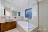 https://images.listonce.com.au/custom/160x/listings/41-mountain-avenue-frankston-south-vic-3199/715/01902715_img_18.jpg?8Dyqaq71wYQ