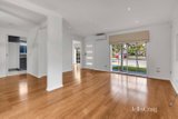 https://images.listonce.com.au/custom/160x/listings/41-railway-place-williamstown-vic-3016/156/01981156_img_10.jpg?hSMVqF40Vw0