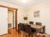 https://images.listonce.com.au/custom/160x/listings/41-rawlinson-street-croydon-vic-3136/443/01526443_img_05.jpg?egKLmUN_ji4